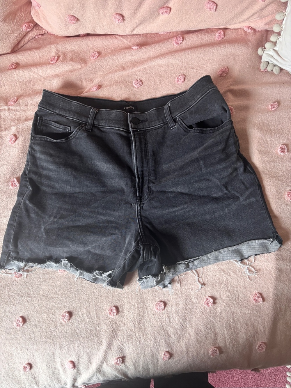 Midi high rise express shorts